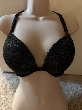 Victoria Secret Black Lace Push-Up Bra with Front Closure